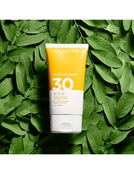 Clarins_Creme_Solaire_Corps_Spf3_1720438735_1.jpg