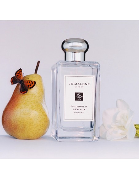 Jo_Malone_English_Pear_Freesia_C_1730827127_1.jpg