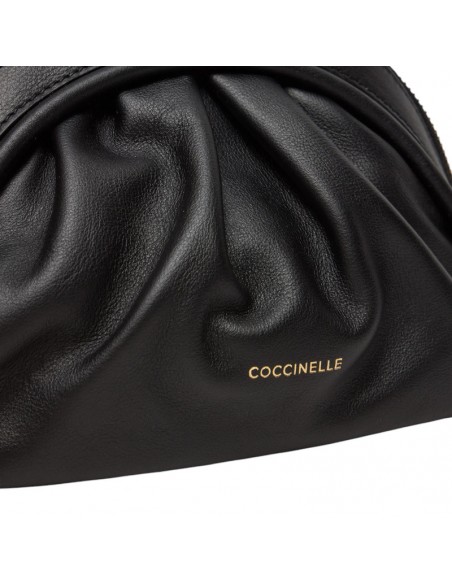 Coccinelle_Minibag_in_Pelle_Smoo_1737805101_1.jpg